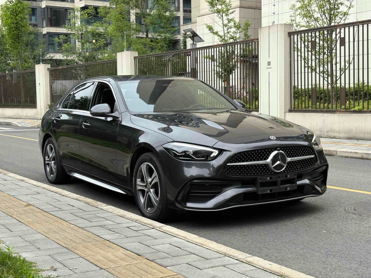 C-Class 2022 C 200 L Sport photo 3