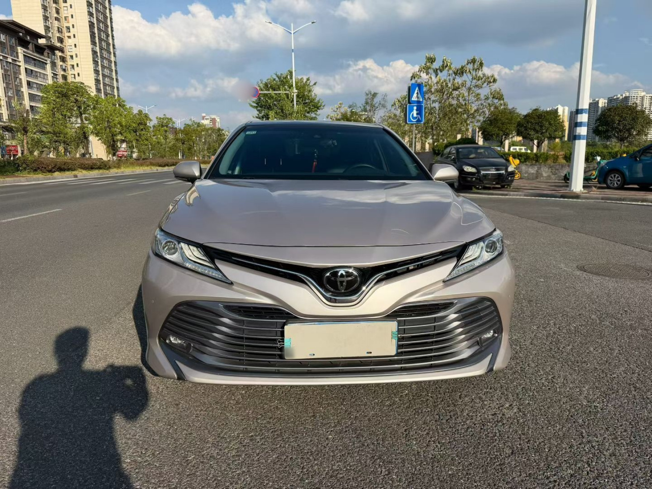 Camry 2019 Facelift 2.5G Luxury photo 2
