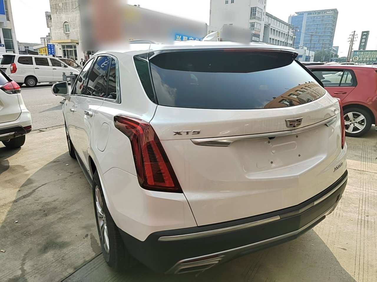 XT5 2021 28T Luxury photo 4