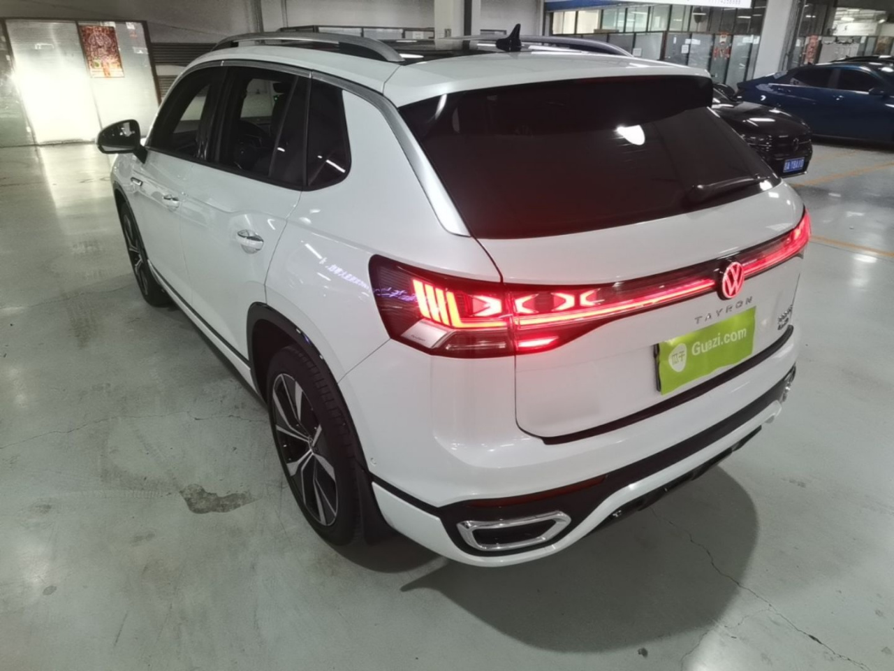 Tayron 2023 380TSI AWD R-Line Pro photo 4