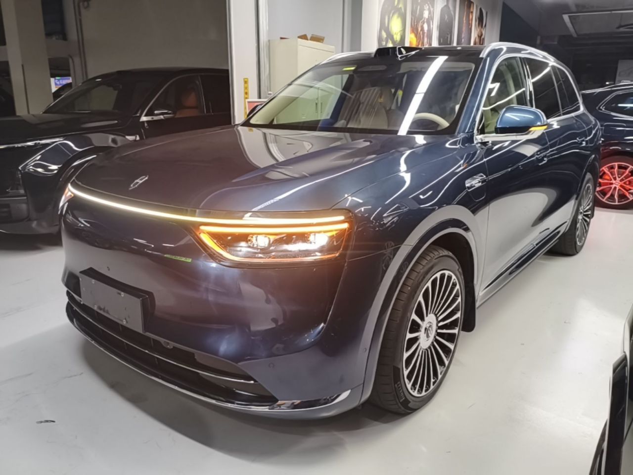 HIMA AITO M8 2025 EREV Max+ 53.4kWh 6-Seater 192-Line LiDAR