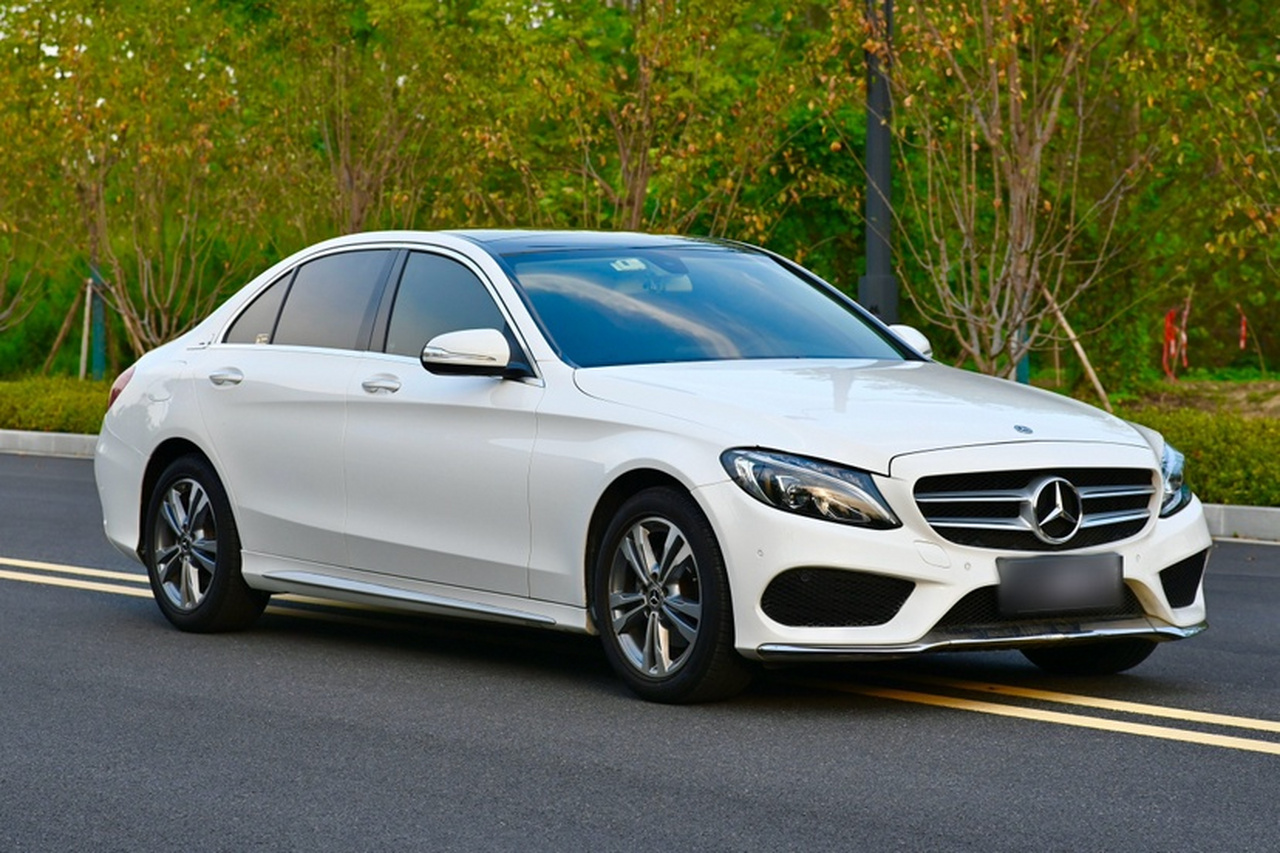 C-Class 2017 Facelift C 200 L Sport photo 2