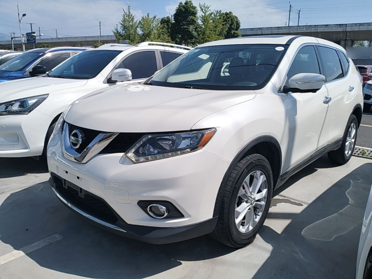 X-Trail 2014 2.0L CVT Comfort 2WD