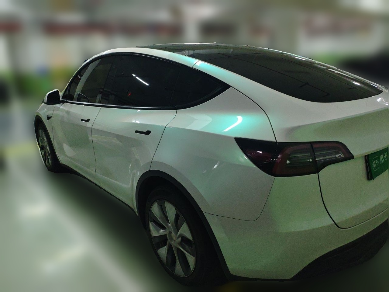 Model Y 2021 Standard Range RWD photo 4