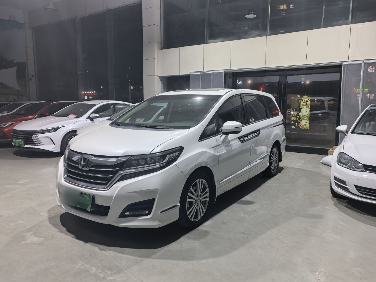 Elysion 2016 2.4L Luxury