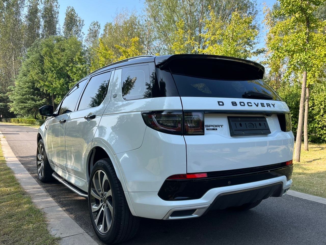 Discovery Sport 2021 249PS R-Dynamic S Performance photo 4