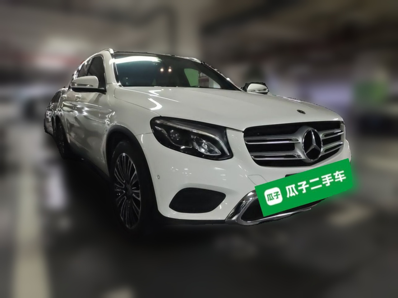 GLC 2018 GLC 200 4MATIC photo 3