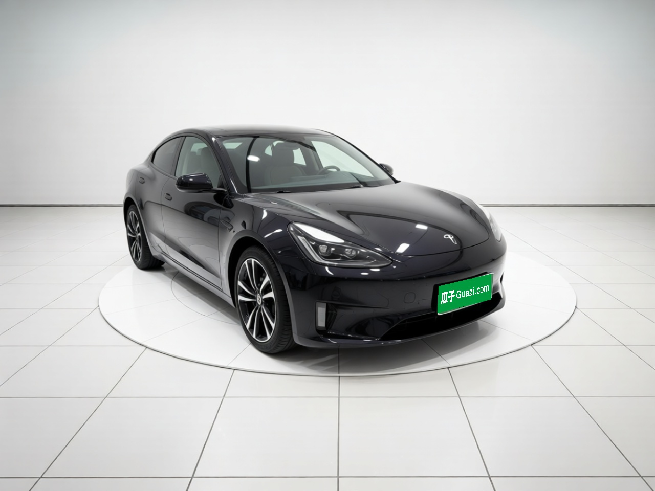 Model 3 2022 RWD photo 3