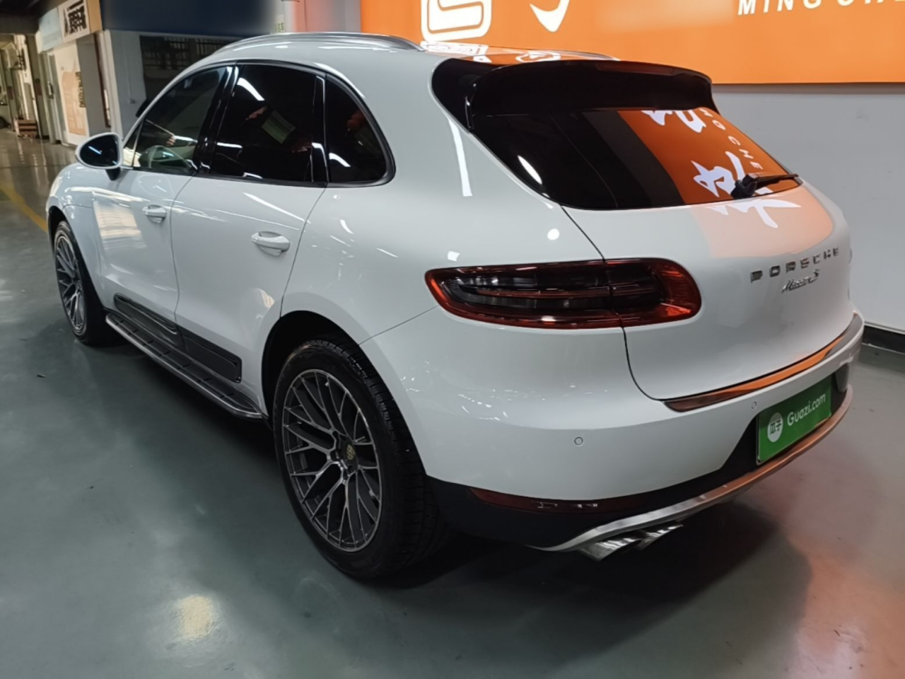 2014 Macan 2.0T photo 4