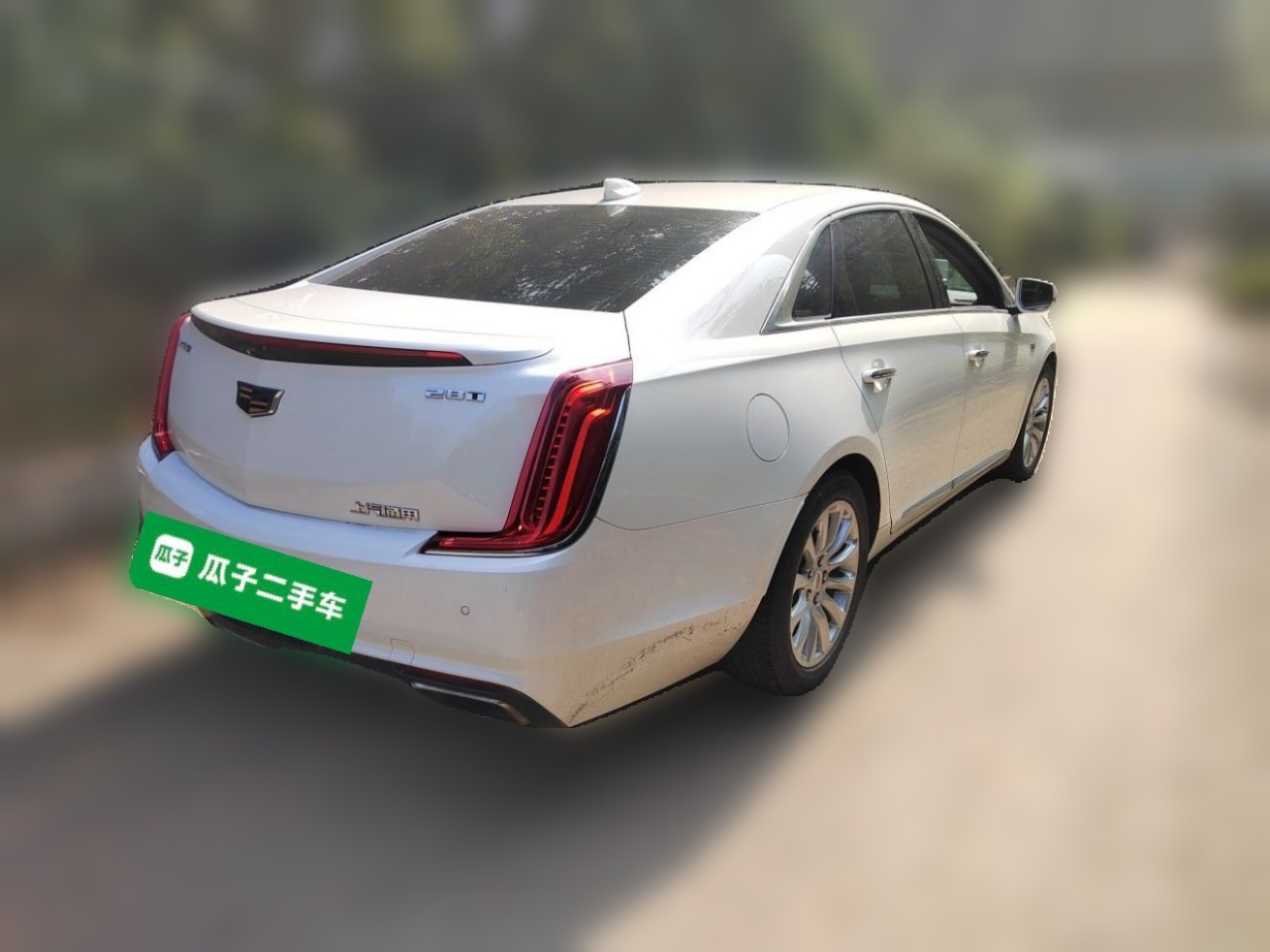 XTS 2018 28T Elite photo 4