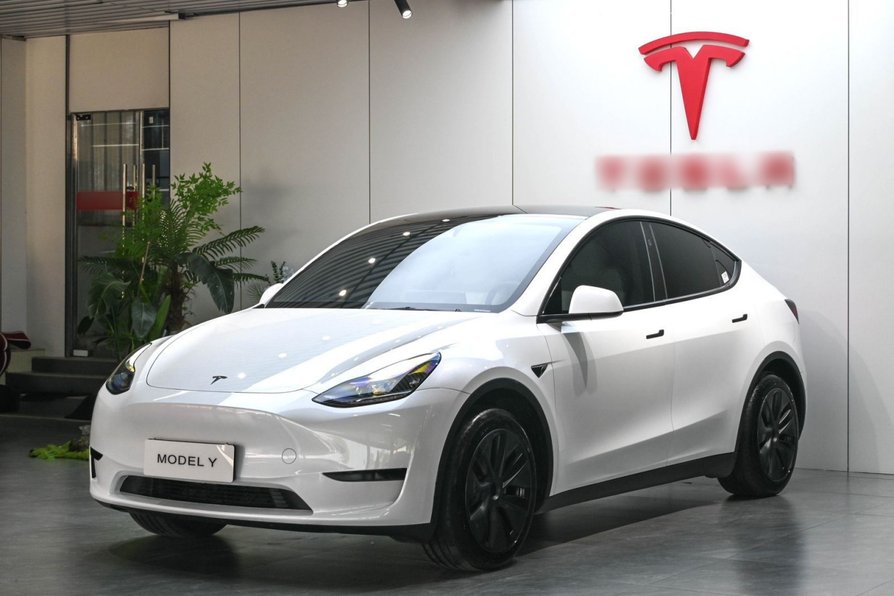 Model Y 2024 RWD