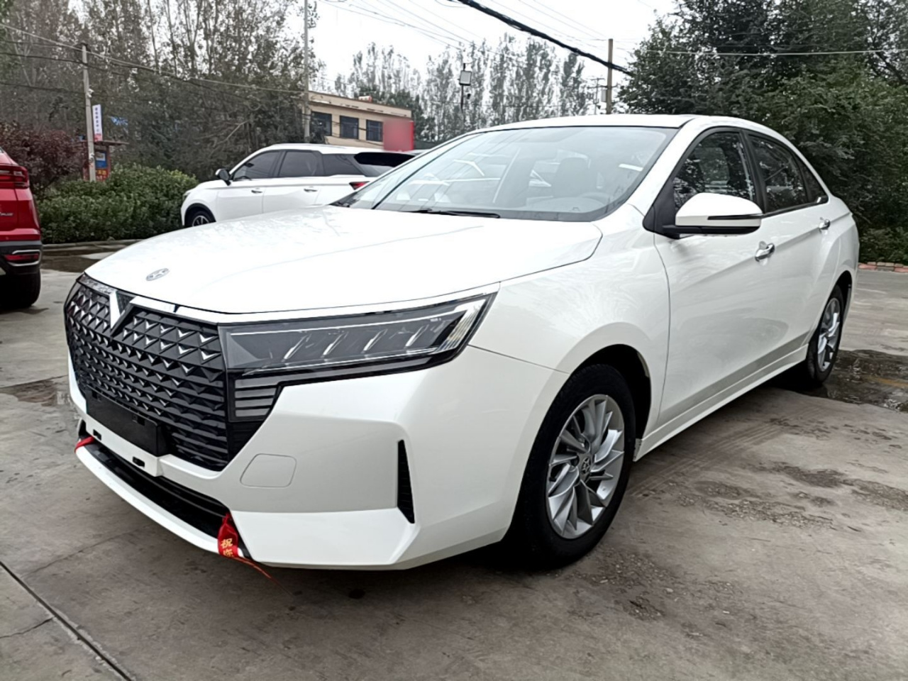 D60 2021 PLUS 1.6L XL CVT