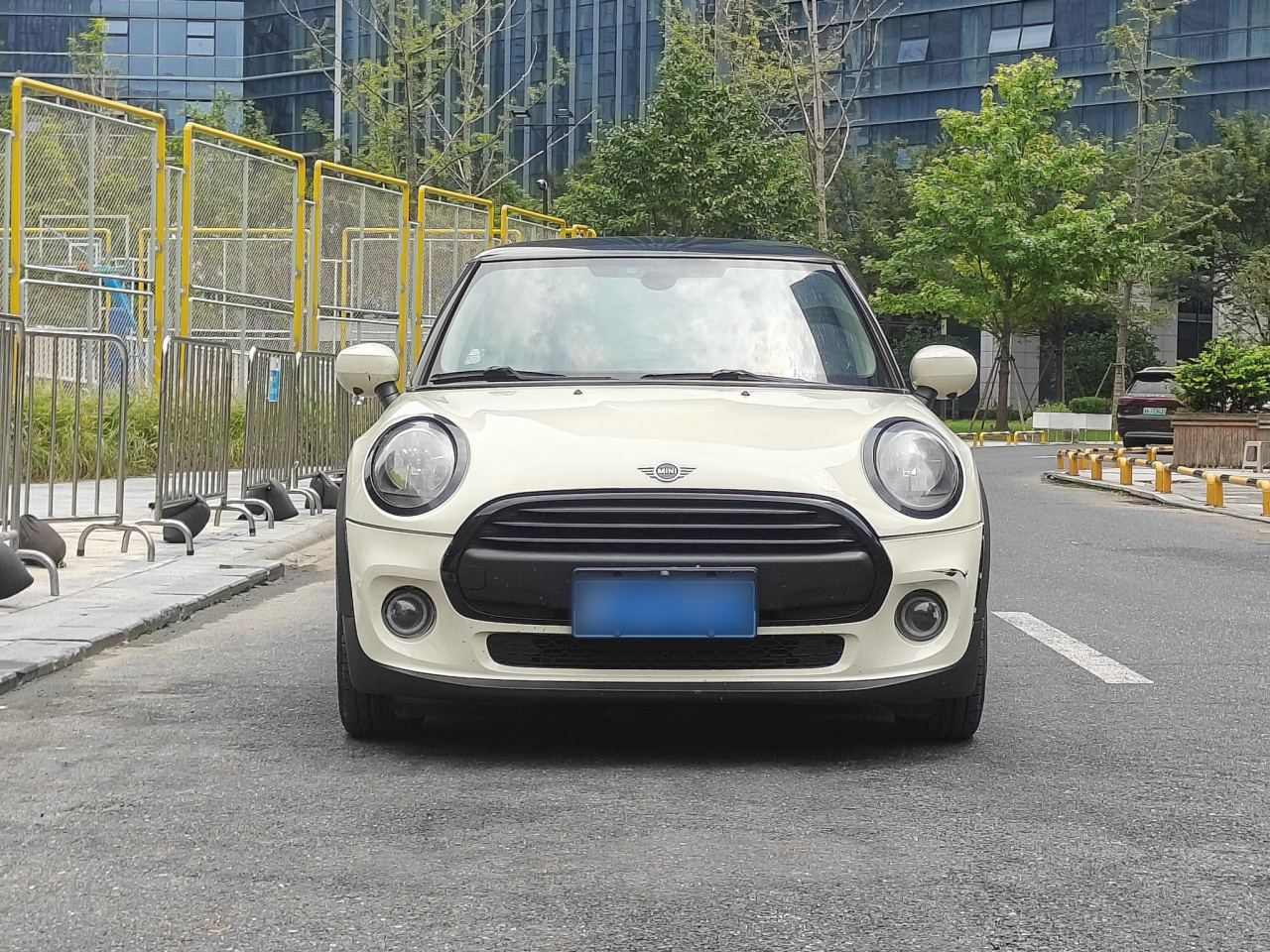 2019 1.5T ONE PLUS photo 3