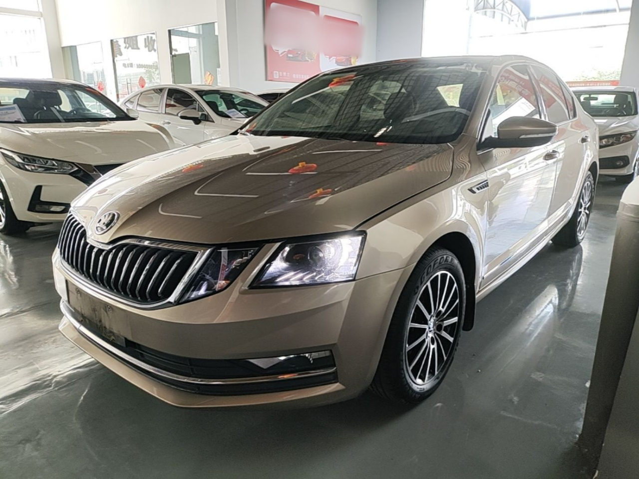 Octavia 2019 1.5L AT Luxury China VI