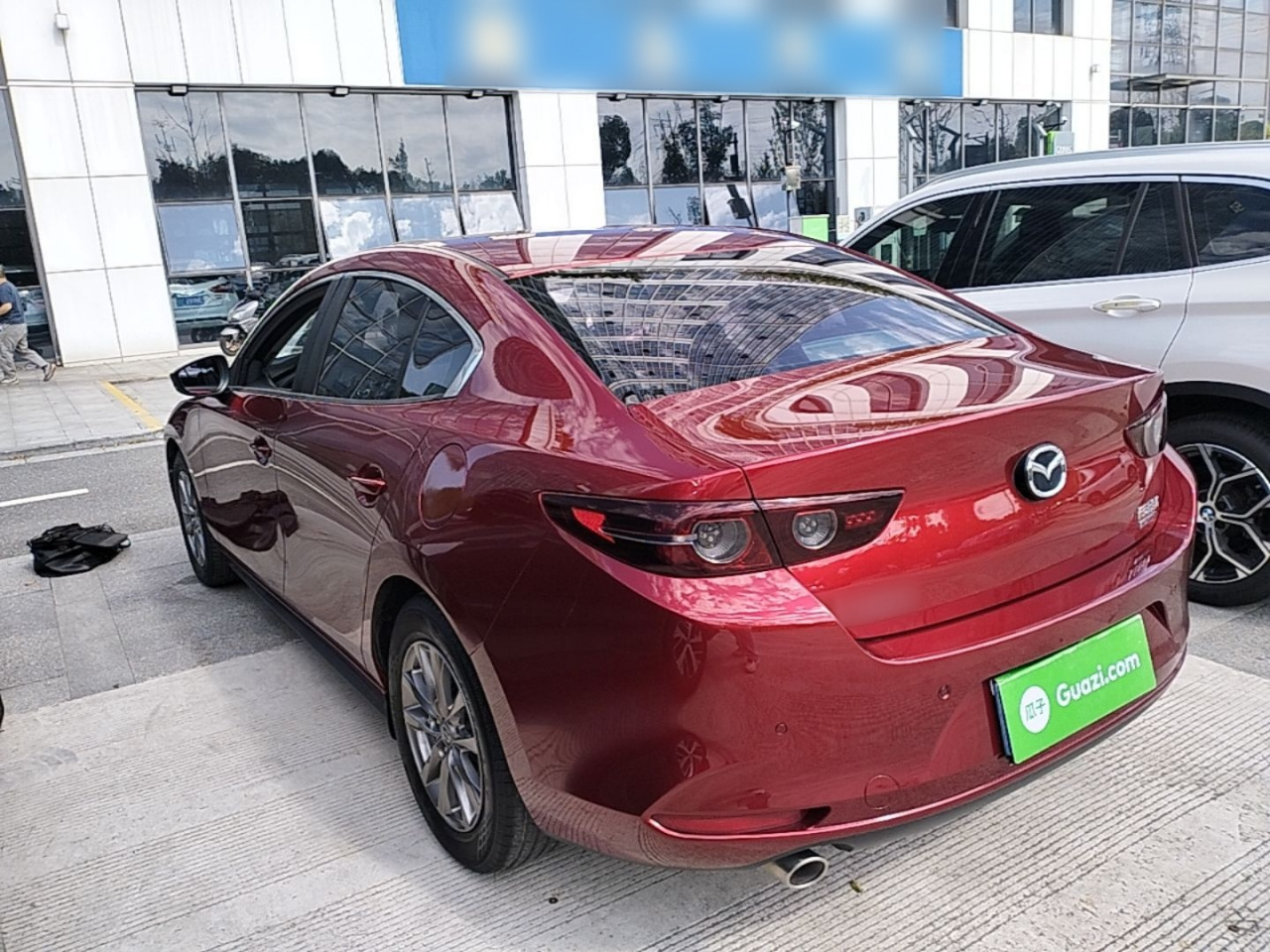 3 Axela 2020 1.5L AT photo 4