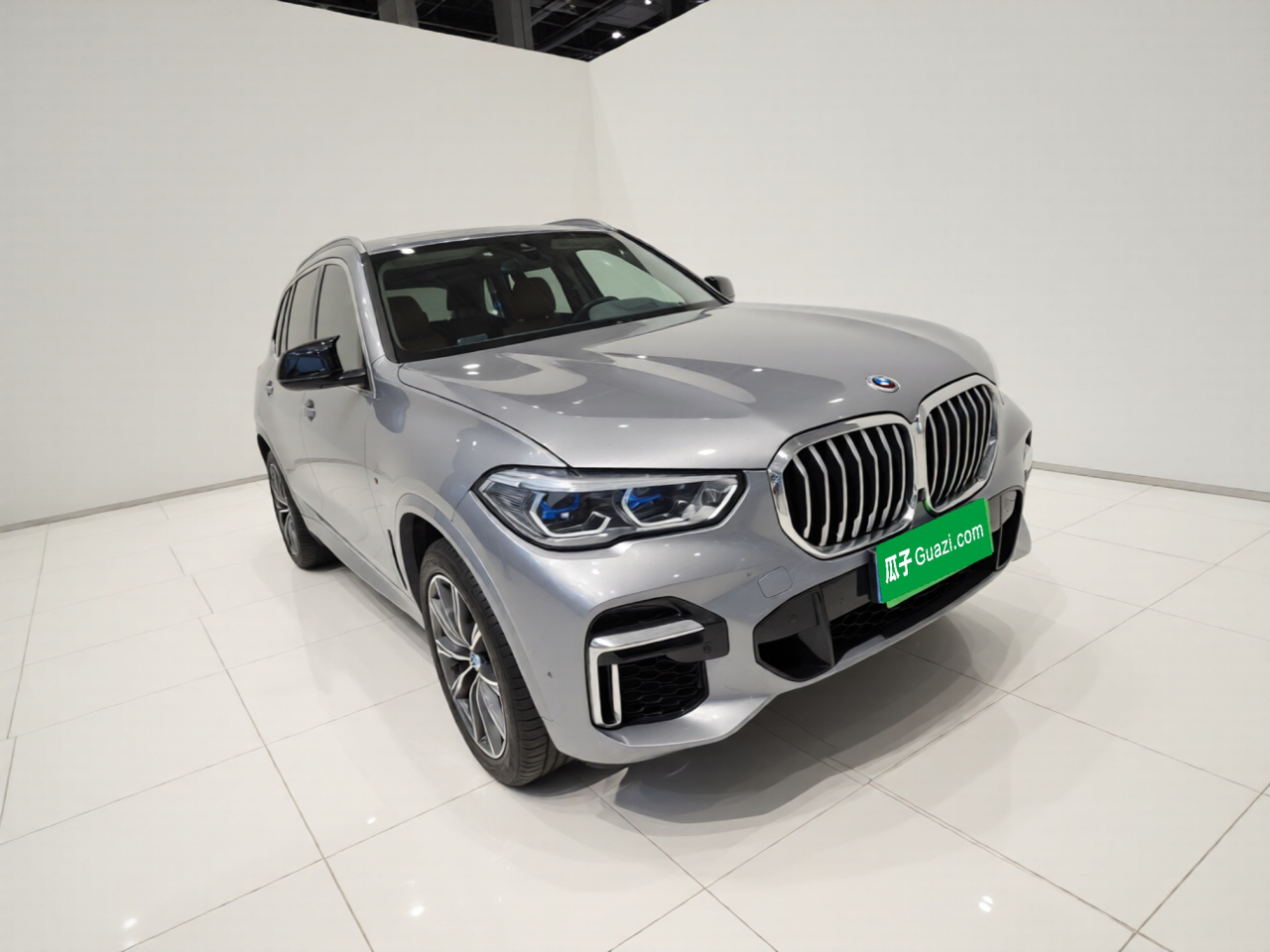 X5 2022 Facelift xDrive 30Li Exclusive M Sport Package photo 3