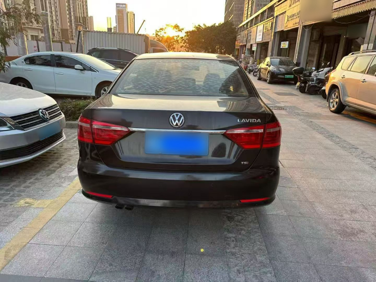 Lavida 2013 Facelift 1.4TSI DSG Comfort photo 5