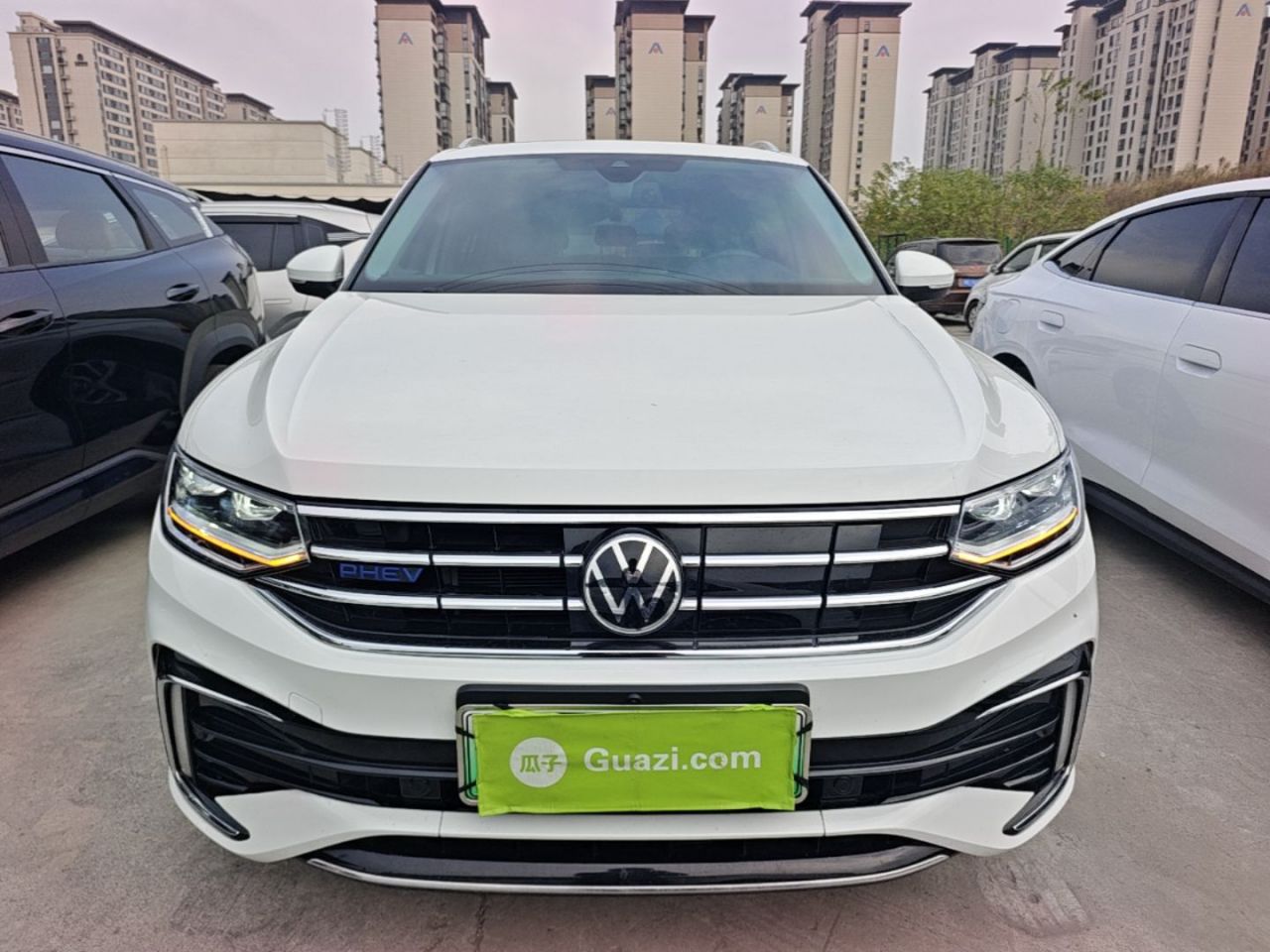 Tiguan L EV 2023 430PHEV PHEV Premium photo 2