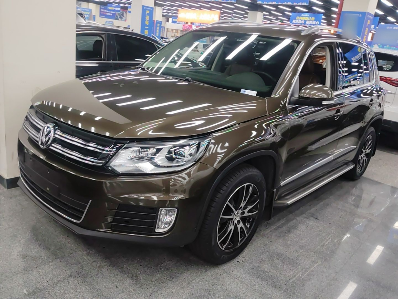 Tiguan 2015 1.8TSI AT RWD Luxury