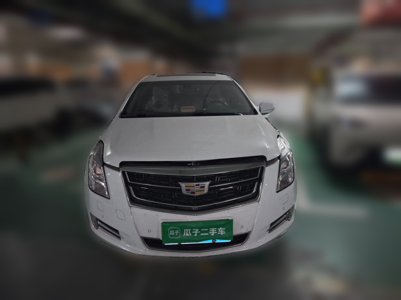 XTS 2017 28T Elite photo 2