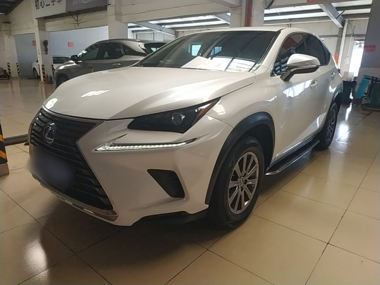 NX 2017 200 FWD