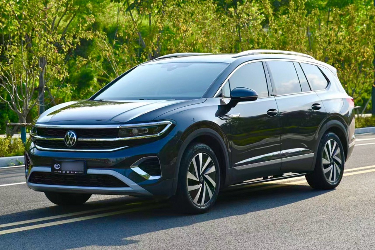 2022 380TSI AWD Luxury Pro 6-Seater