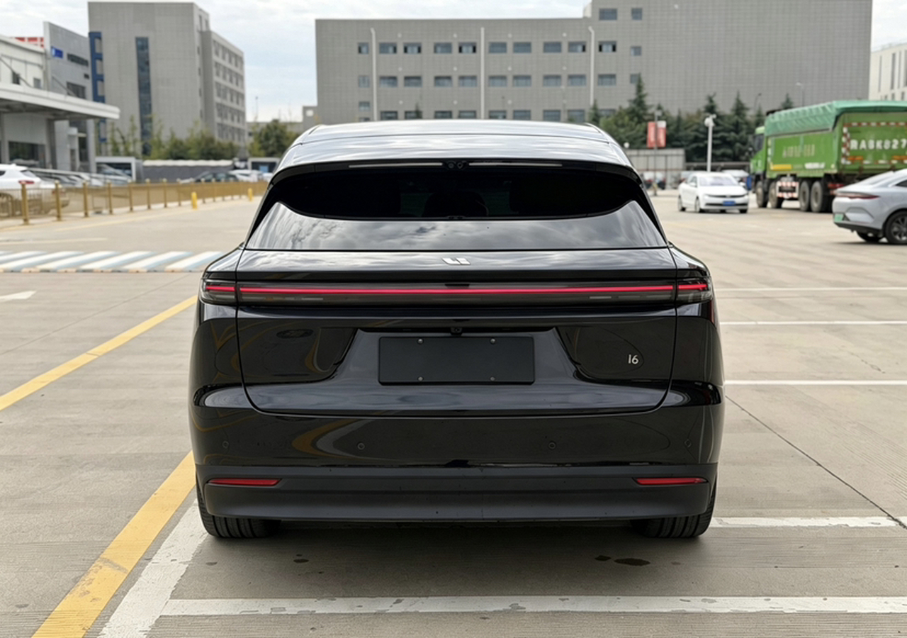 Li Auto i6 2025 AWD Standard photo 5