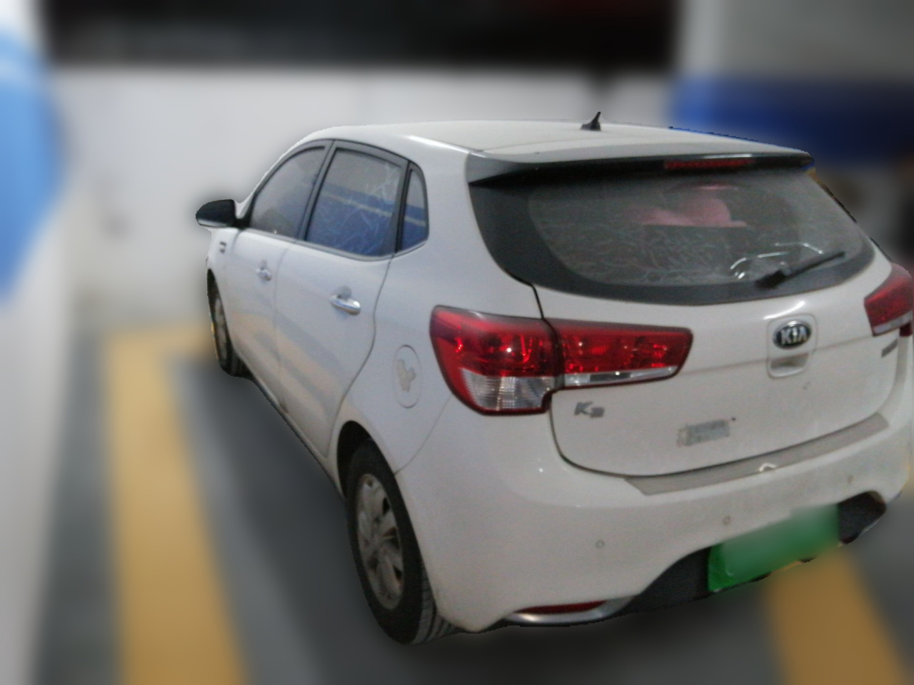 K2 2015 Hatchback 1.4L AT GLS photo 4