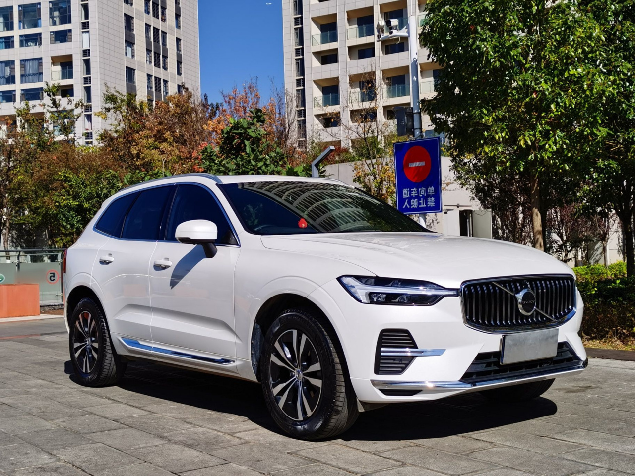 XC60 2023 B5 AWD Luxury photo 4