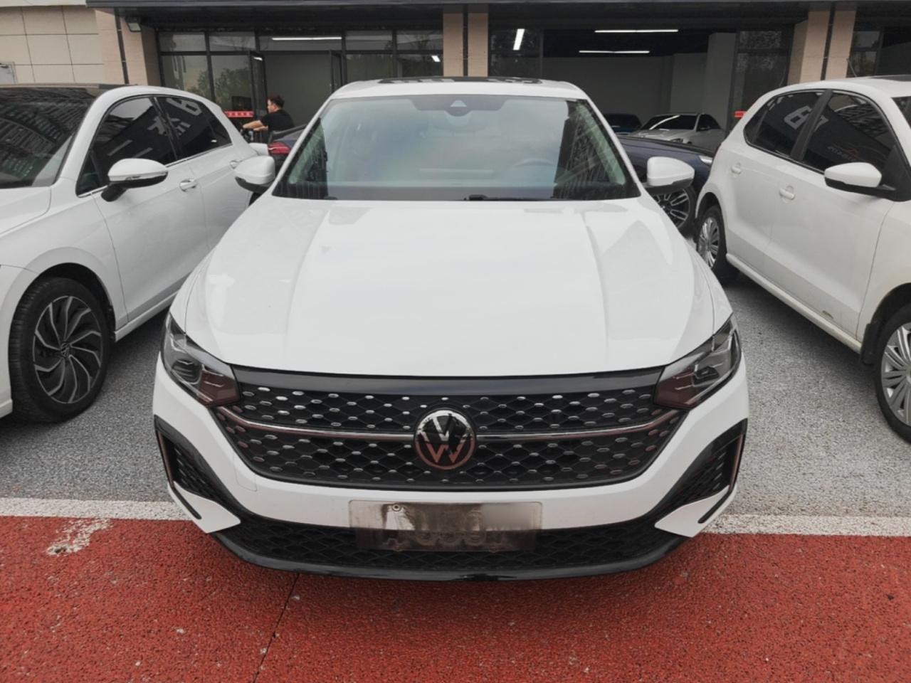 Lavida 2023 Facelift 1.5L AT photo 2