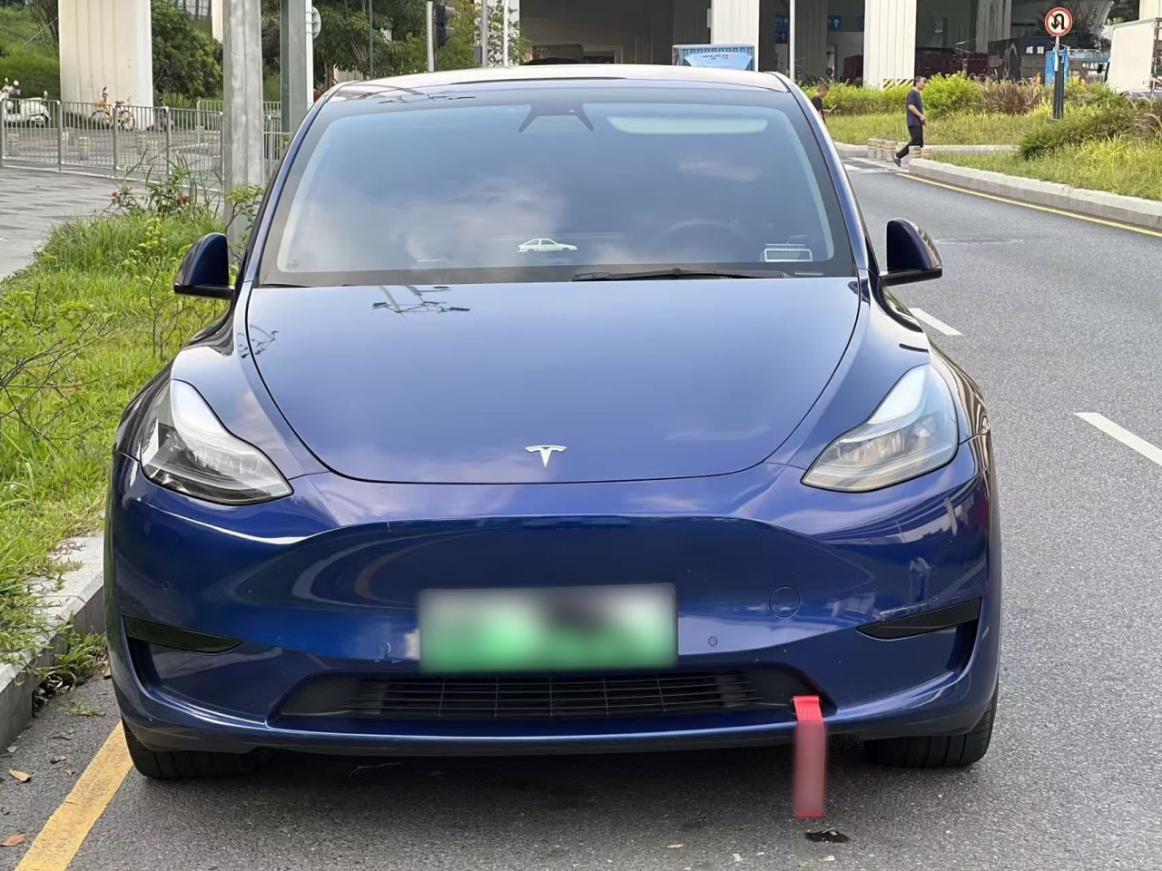 Model Y 2022 RWD photo 2