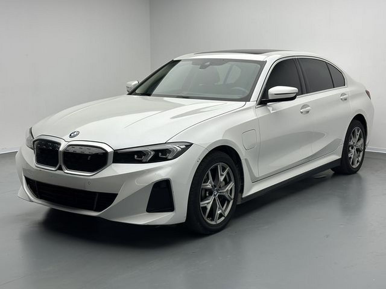 i3 2022 eDrive 35 L