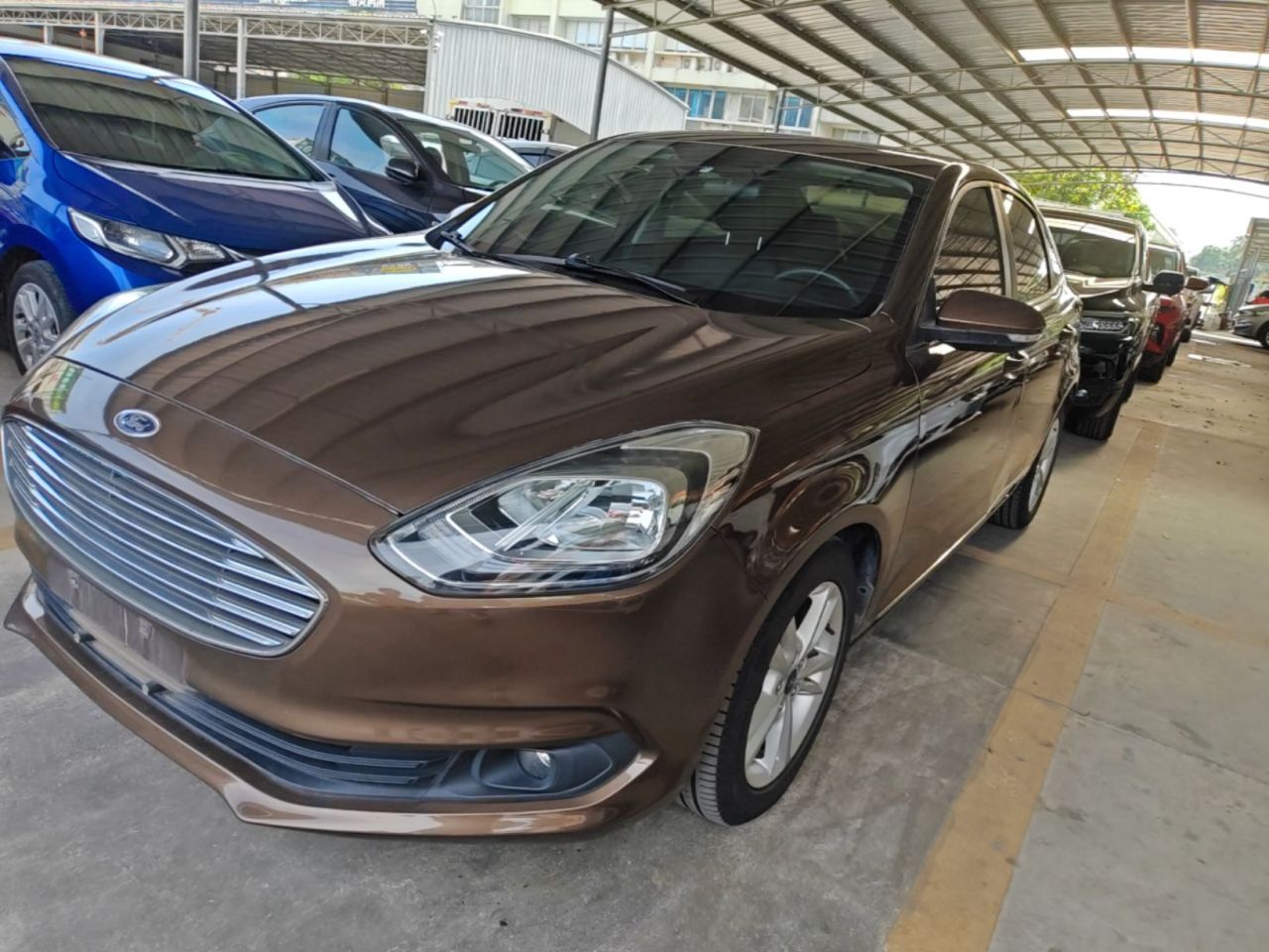 Escort 2019 1.5L AT