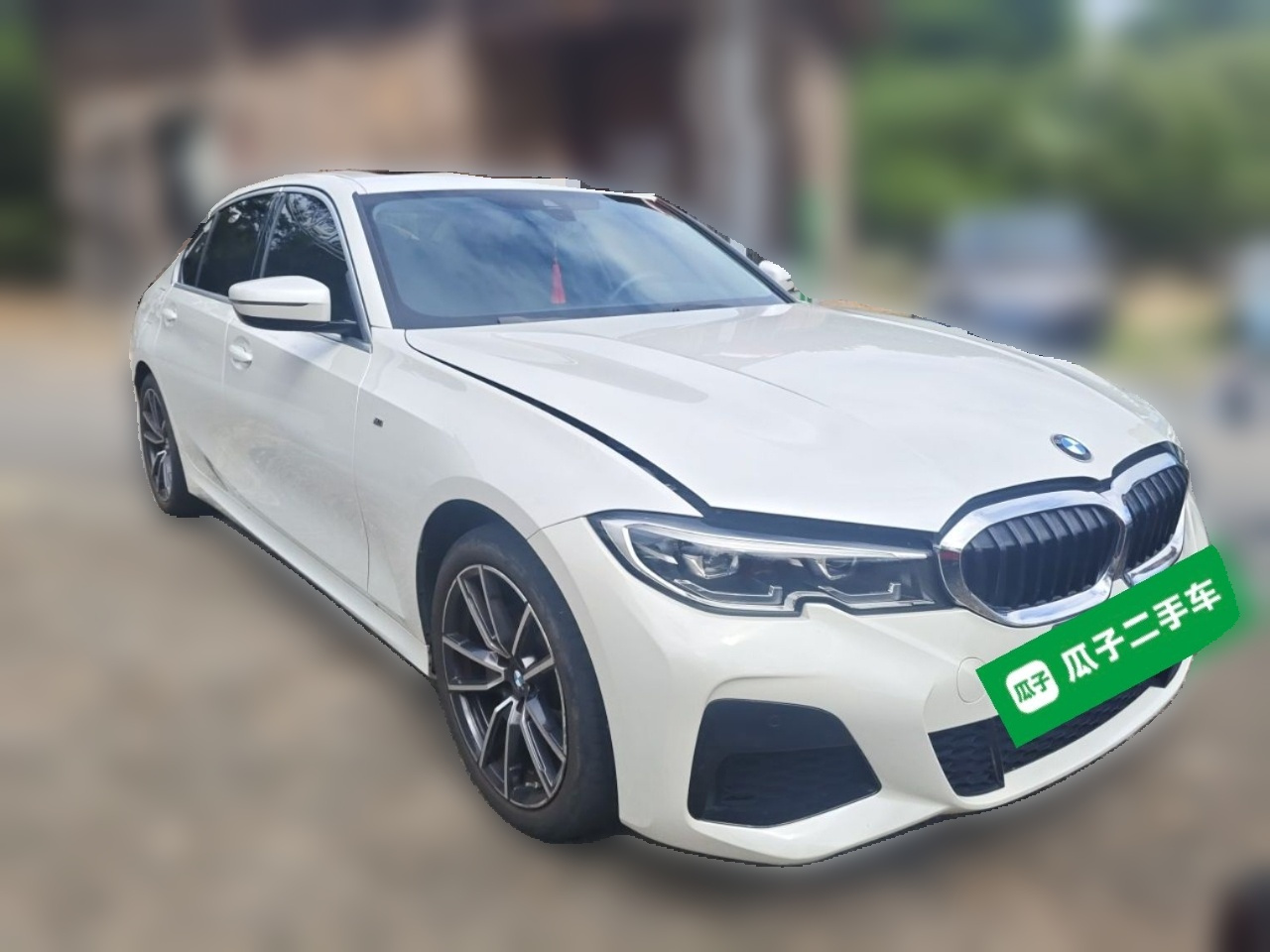 3 Series 2022 325Li M Sport Package photo 3