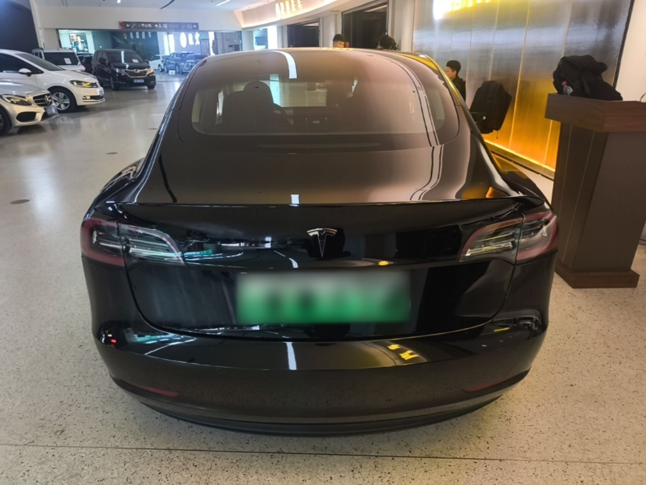 Model 3 2019 Standard Range RWD Upgraded photo 3