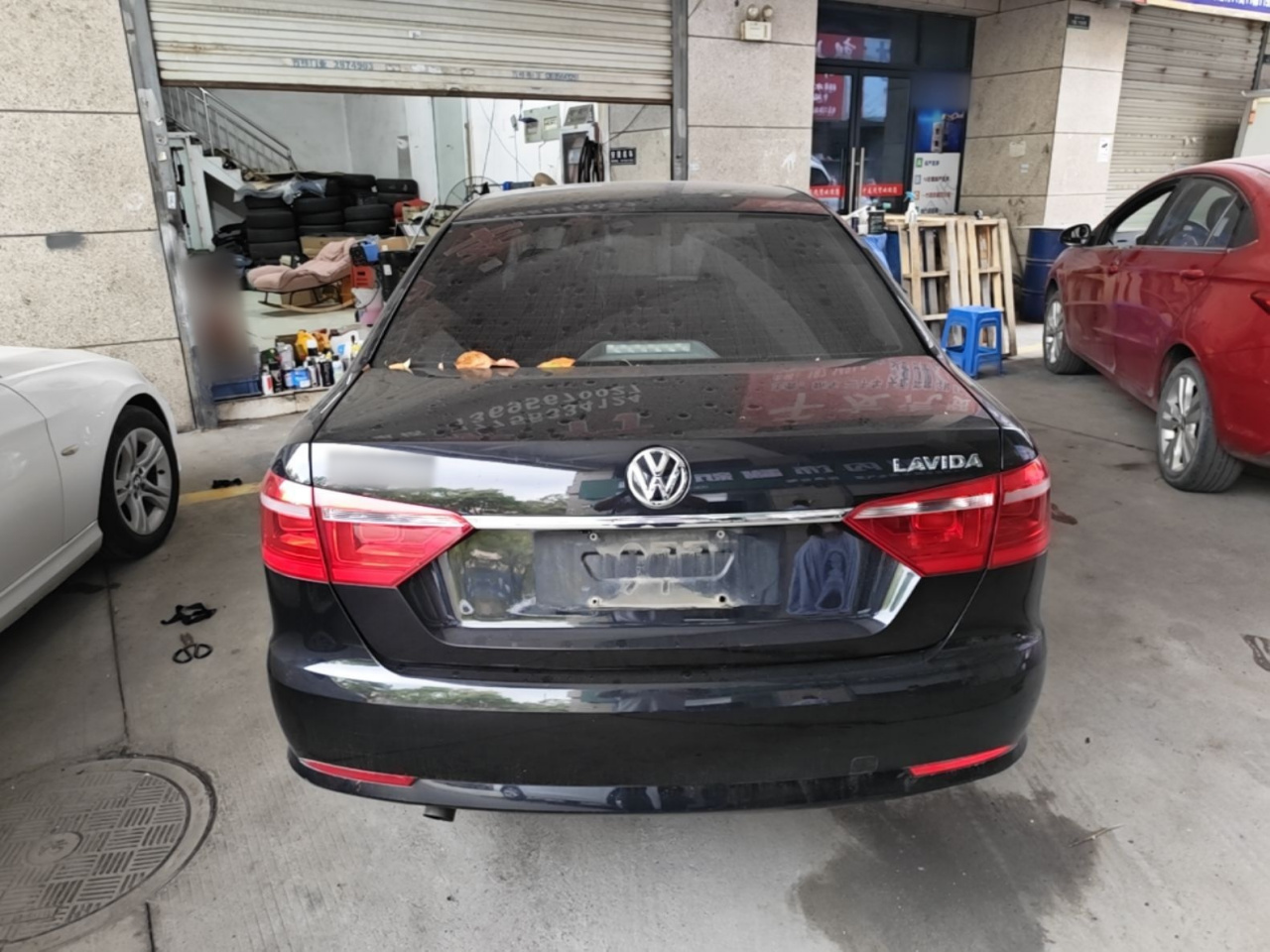 Lavida 2013 Facelift Classic 1.6L AT photo 5