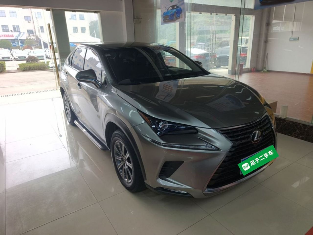 NX 2018 300 FWD photo 3