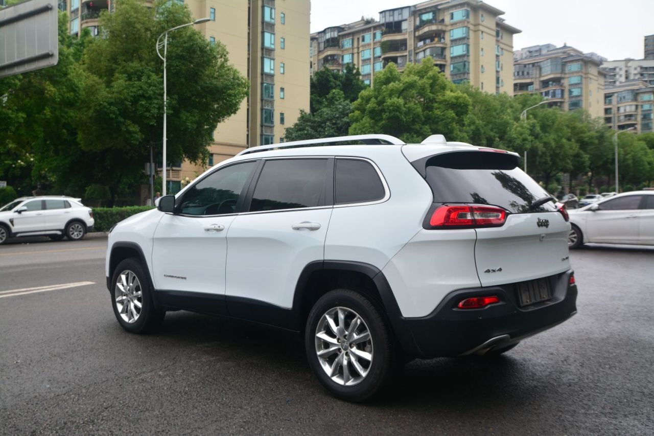 Cherokee Imported 2014 2.4L photo 5