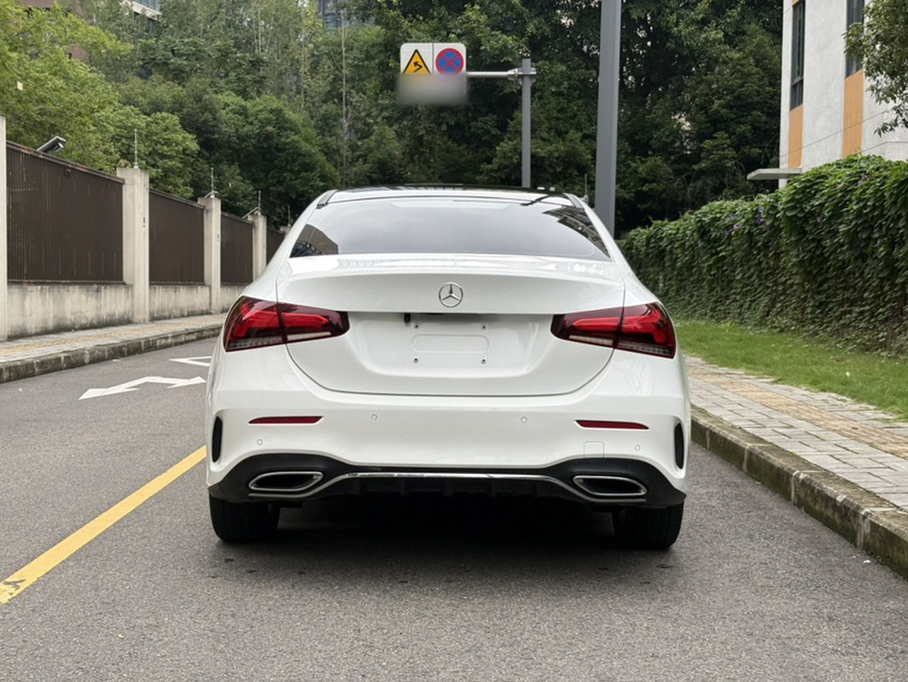 A-Class 2020 A 200 L Sport photo 4