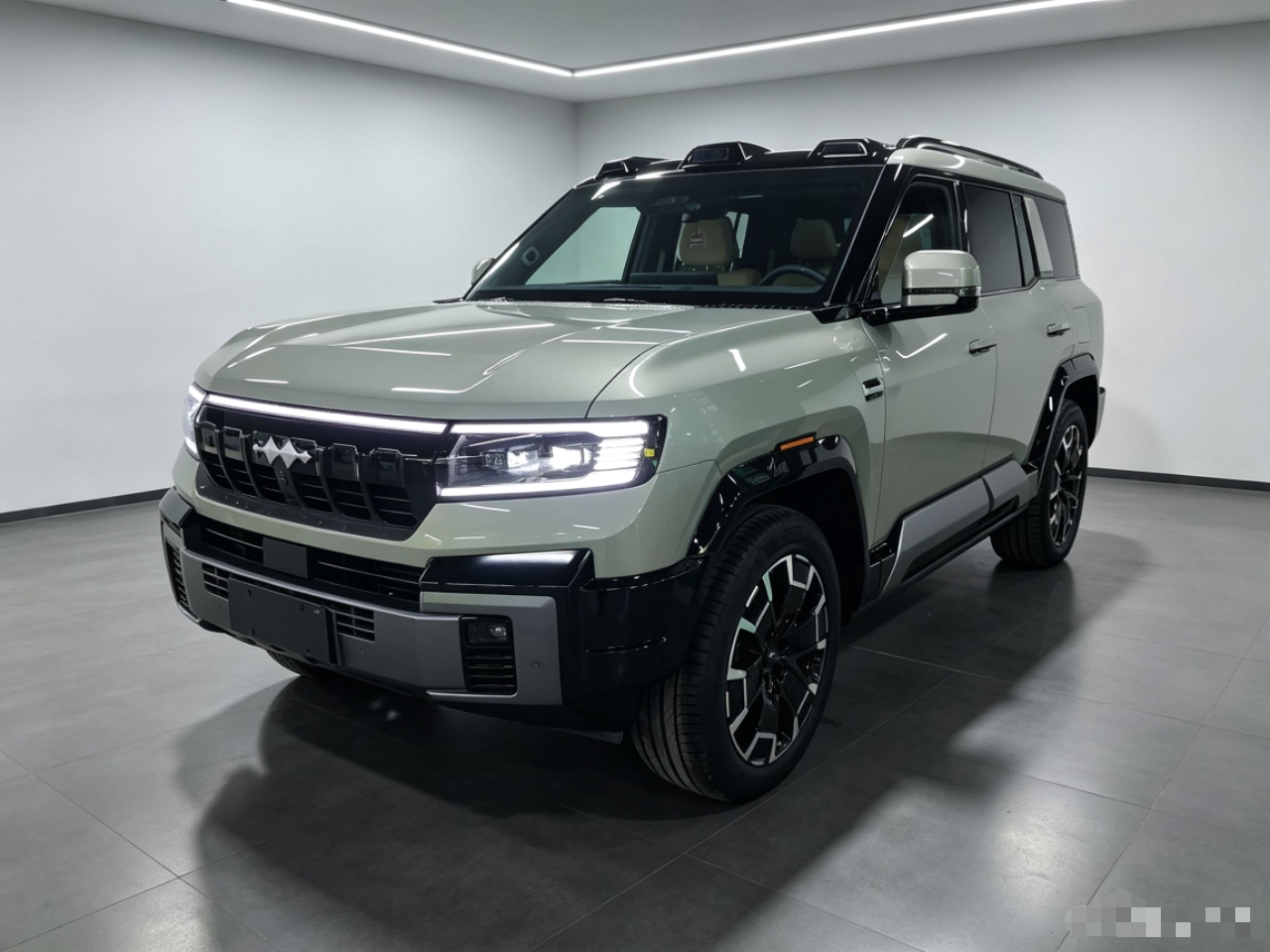 Fang Cheng Bao Leopard 8 2025 Flagship 7-Seater