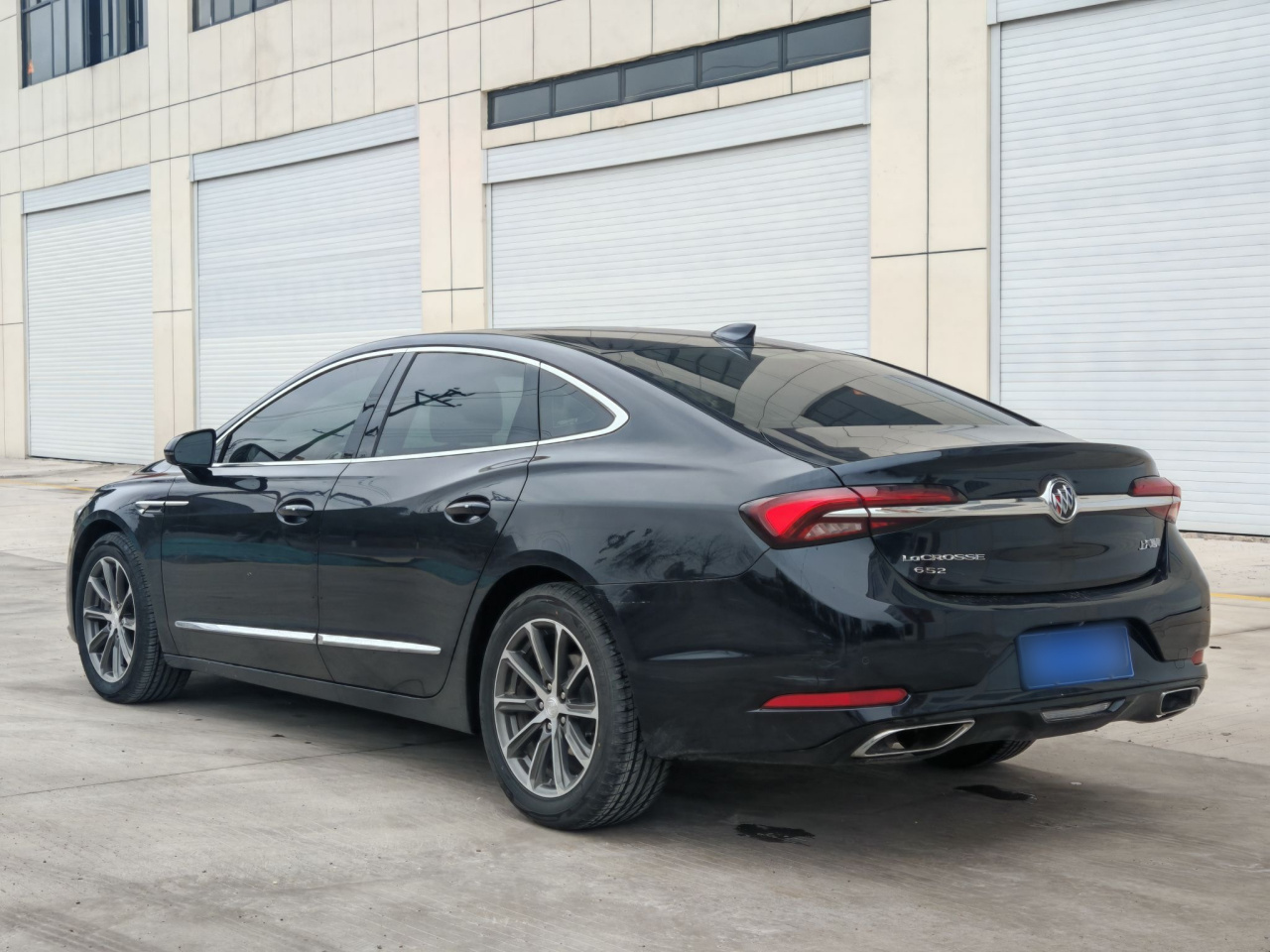 LaCrosse 2019 28T Luxury photo 4