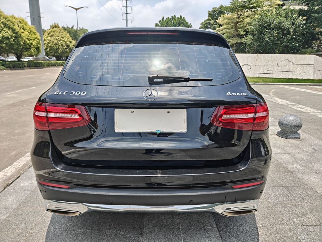GLC 2016 GLC 300 4MATIC Dynamic photo 4