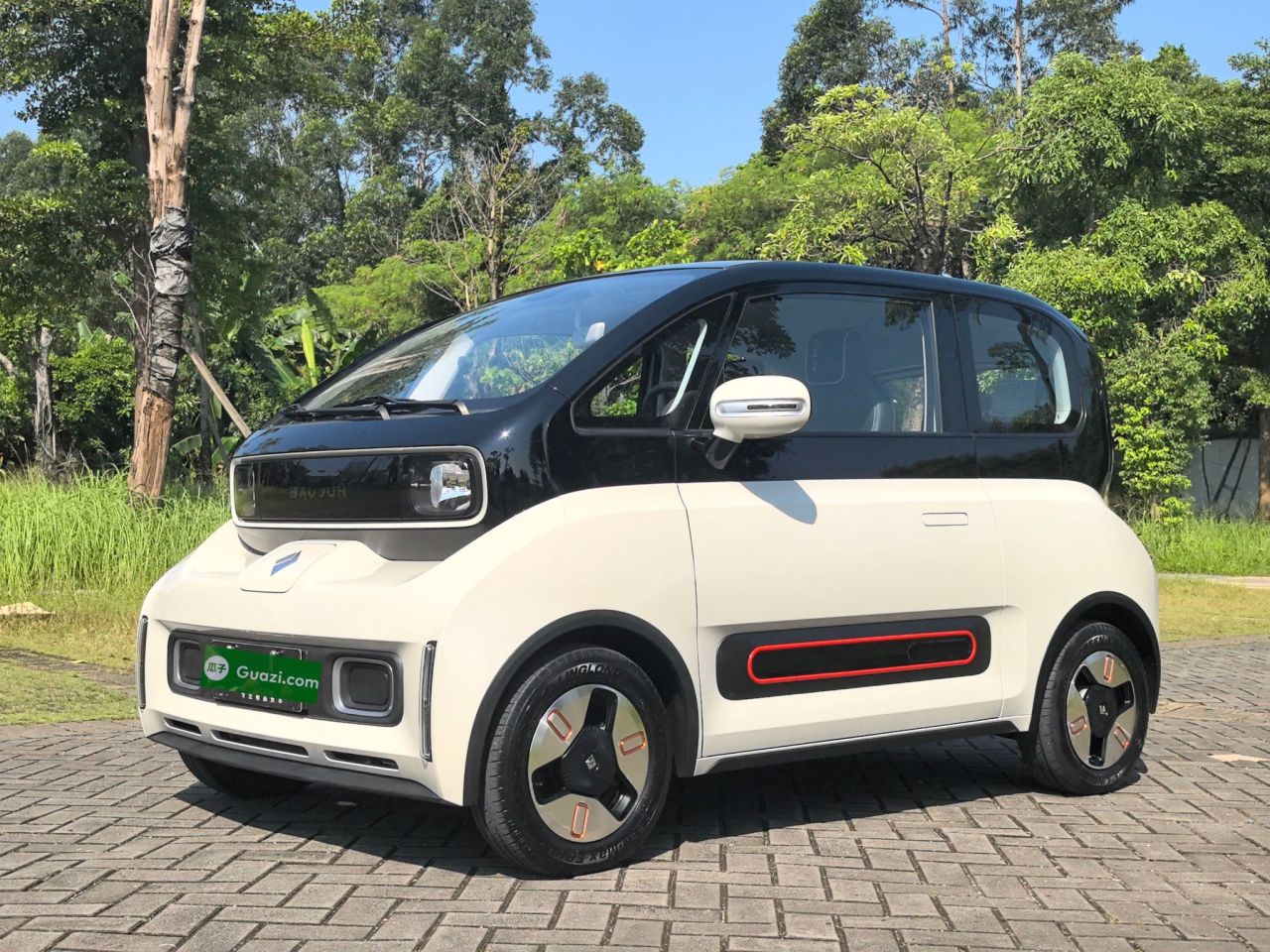 KiWi EV 2022 NCM
