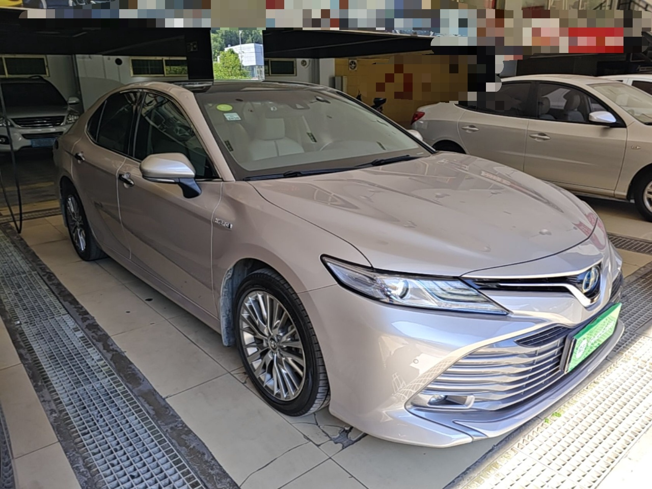 Camry 2018 Hybrid 2.5HG Luxury photo 3