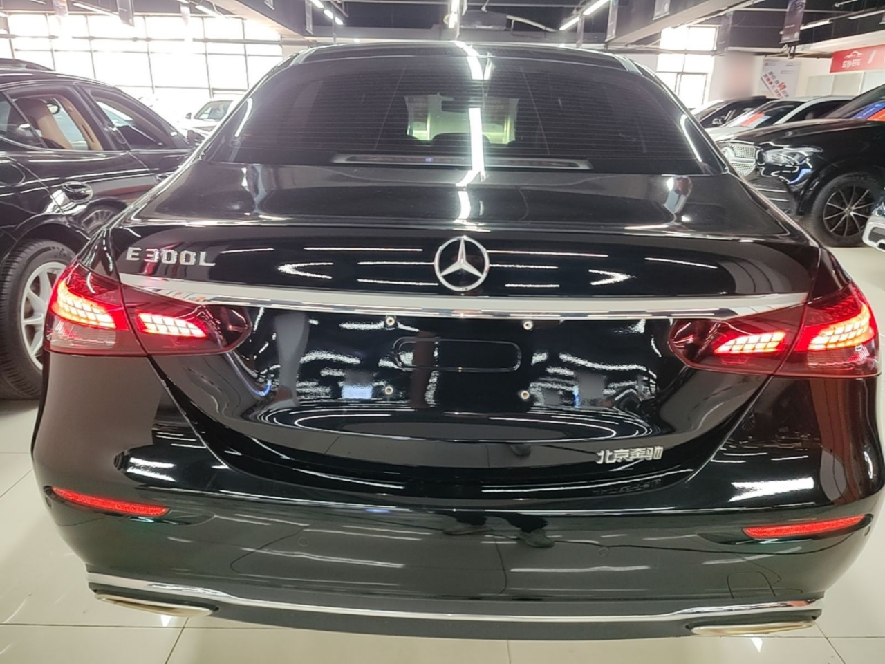 E-Class 2023 E 260 L photo 3