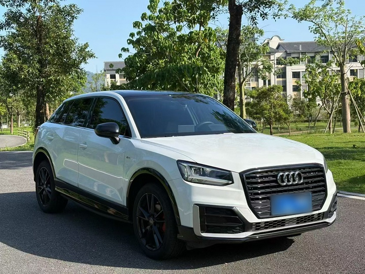 Q2L 2020 35 TFSI Progressive Dynamic photo 4