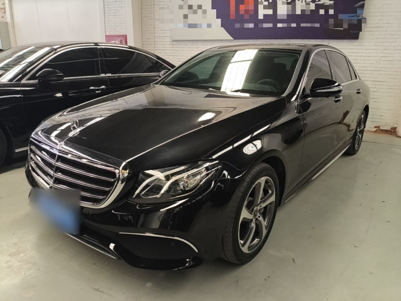 E-Class 2017 E 300 L Sport Luxury