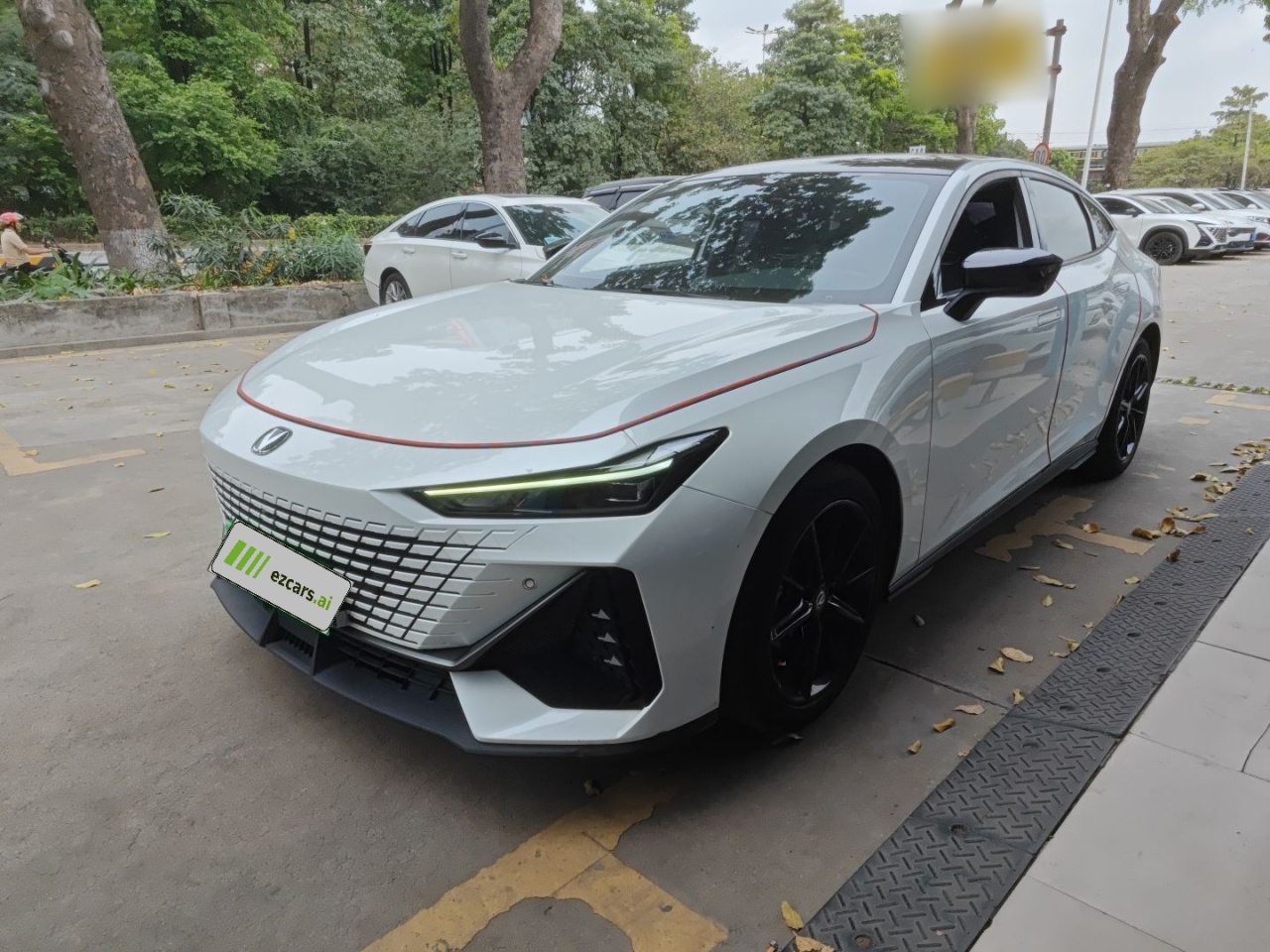 UNI-V 2023 1.5T Premium