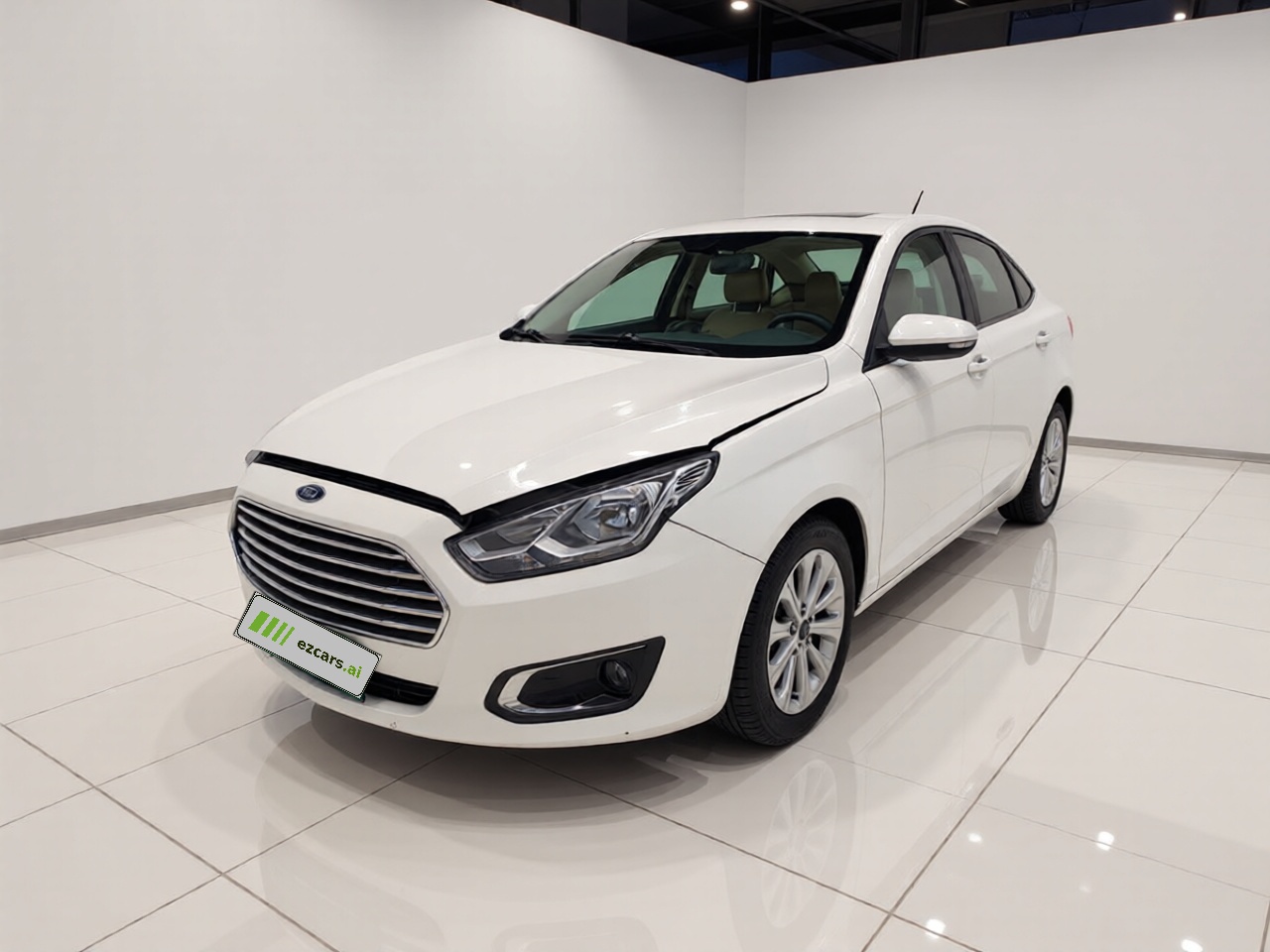 Escort 2015 1.5L AT Fashion