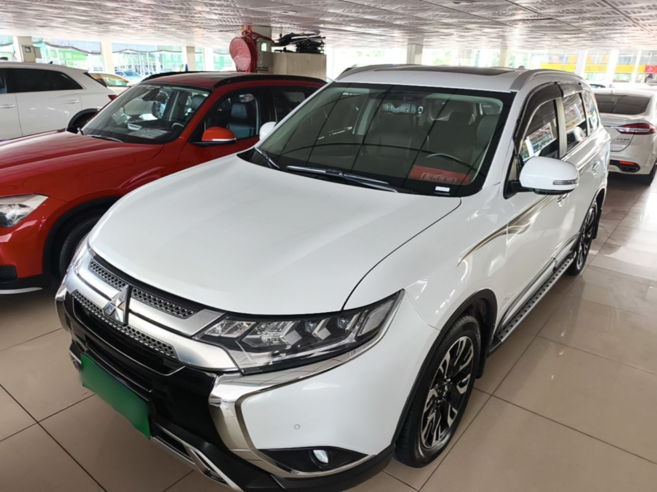 Outlander 2020 2.4L AWD Enjoy 5-Seater